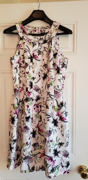 White House Black Market Dresses & Skirts - White floral dress from White House Black Market